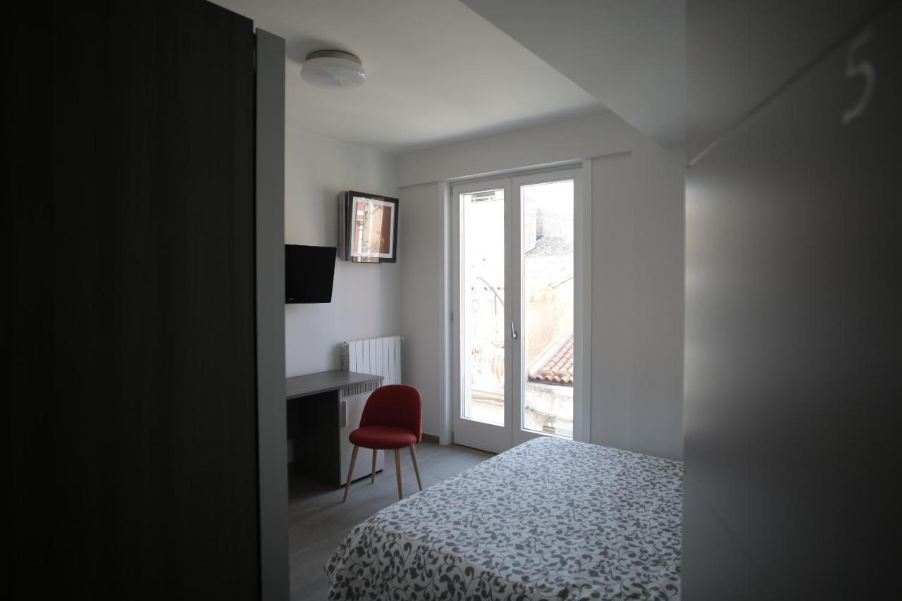 Sud Est Guest House Palazzolo Acreide Esterno foto